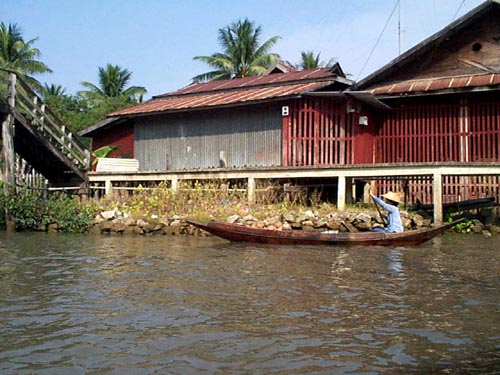 P002145.JPG:1305