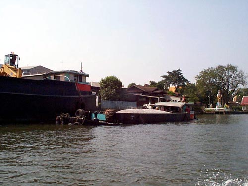 P002218.JPG:1364
