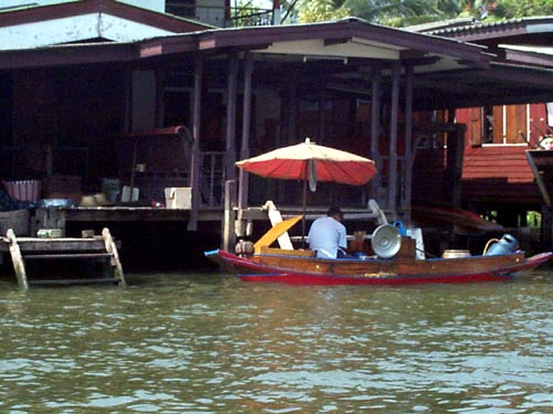 P002233.JPG:1379