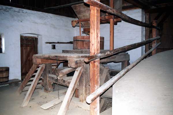 bpestf009.jpg:2058