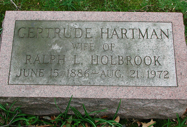 headstone3.jpg:34